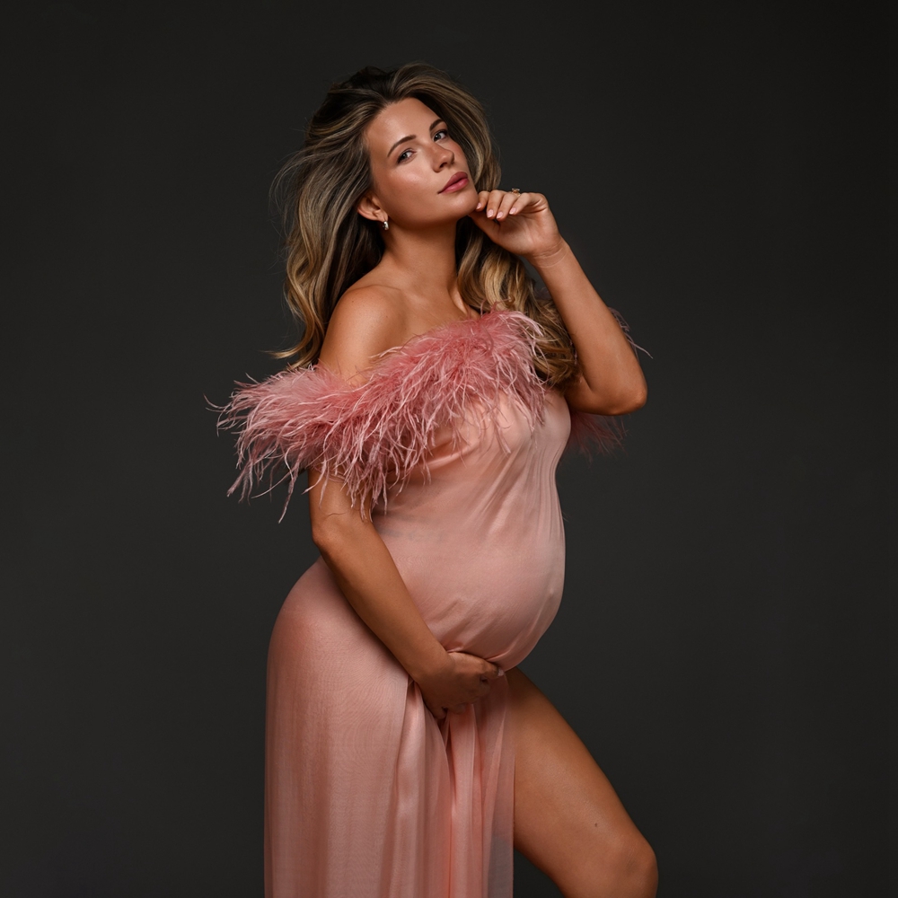 Elegant Feather Maternity Dres - Photography Club avaliação e preço