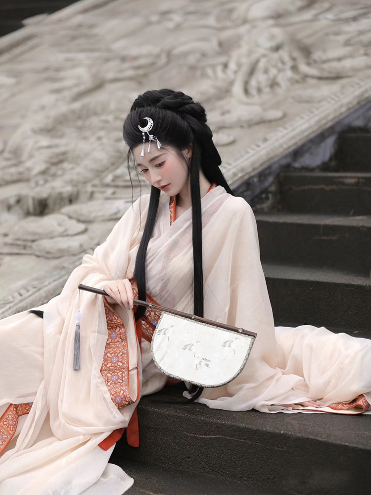 Traditional Hanfu Photography  - Photography Of War avaliação e preço